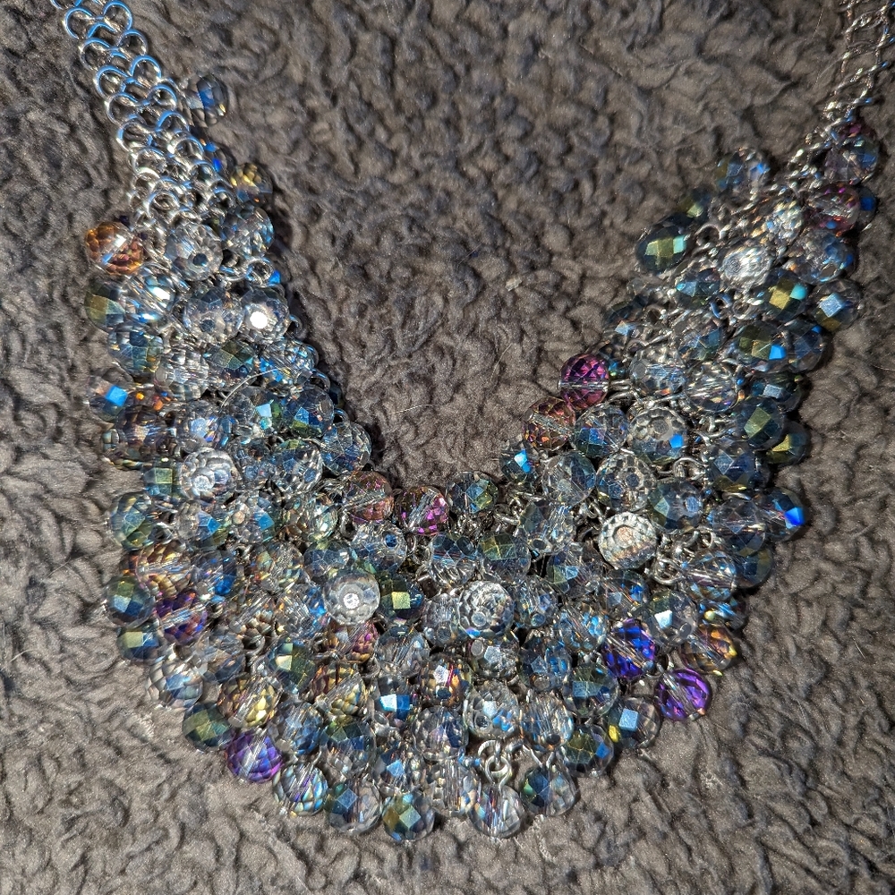 Paparazzi Zi signature collection statement necklace and earrings set - Picture 5 of 6